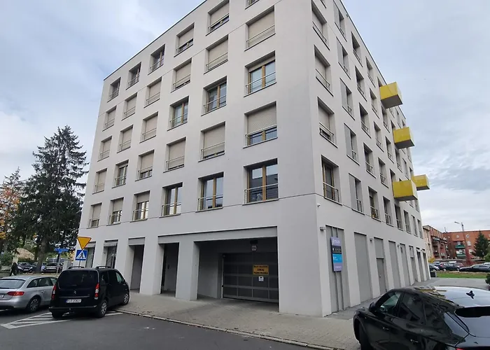 Skarbowa West Apartament *